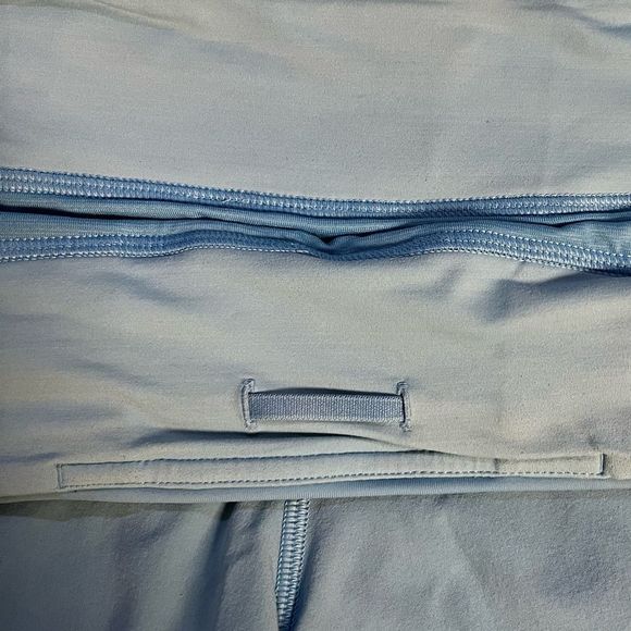 Lululemon 2.5” Speed Up Shorts, Lined, Sky Blue, Size 10. - Picture 14 of 15